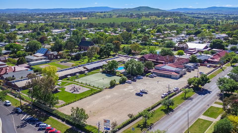 Alzburg Resort - Accommodation NT 2