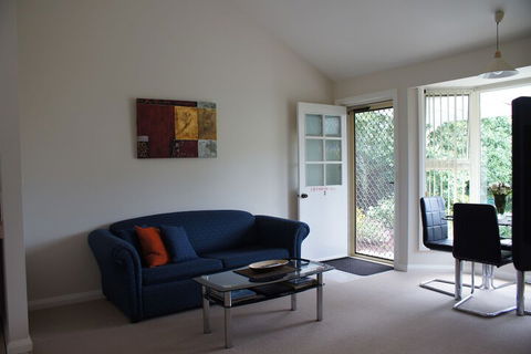 Shearwater Cottages - Accommodation NT 7