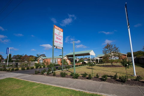 Rose Garden Motel - Accommodation NT 1