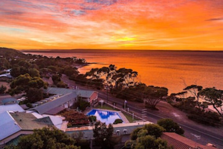  Accommodation NT