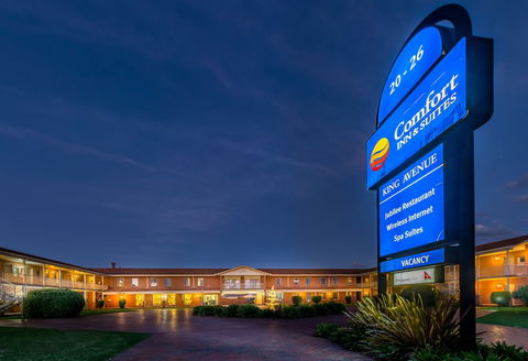 Comfort Inn & Suites King Avenue - Accommodation NT 2