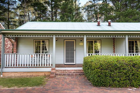 Federation Gardens & Possums Hideaway - Accommodation NT 5