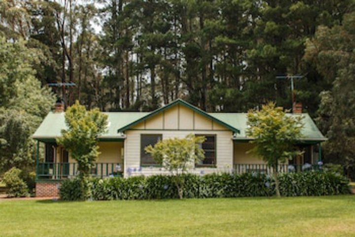  Accommodation NT