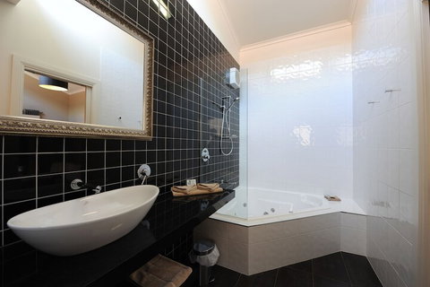 Alexandra Place - Accommodation NT 2