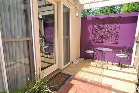 Alexandra Place - Accommodation NT 1