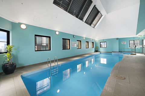 Sydney Hotel Harbour Suite - NT Tourism 1