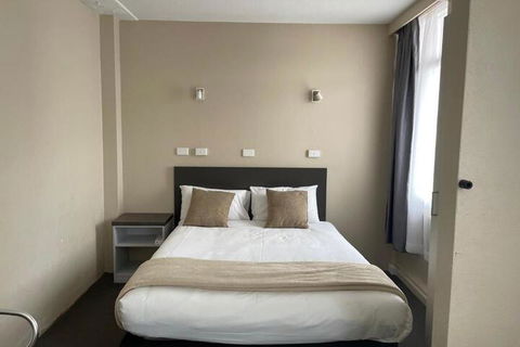 Astor Hotel Motel - Accommodation NT 7