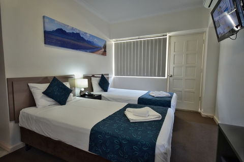 Lees Hotel - Accommodation NT 6