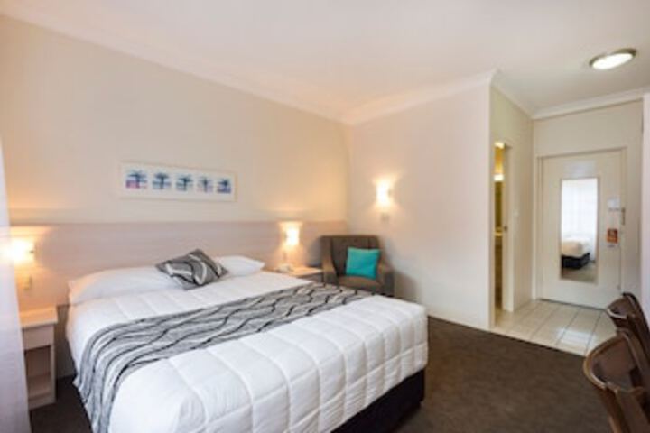  Accommodation NT