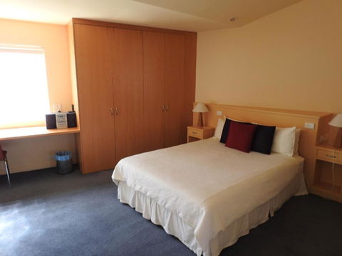 Waves Luxury Suites - Accommodation NT 4