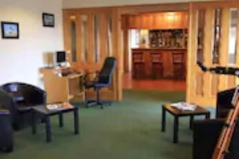 Aviators Lodge Motel - Accommodation NT 2