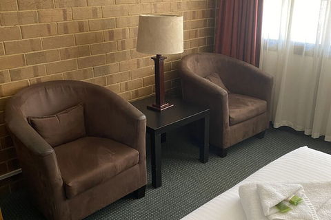 Aviators Lodge Motel - Accommodation NT 4