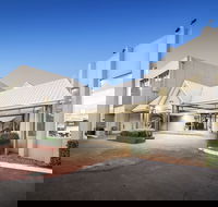 Ciloms Airport Lodge - NT Tourism