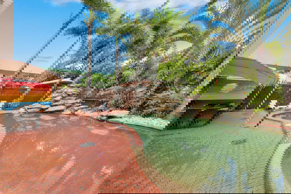 Cairns QLD Accommodation NT