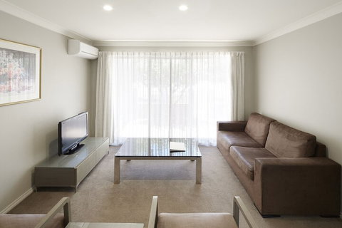 Pinnacle Apartments - Accommodation NT 4