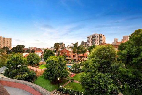 Comfort Apartments Royal Gardens - Accommodation NT 2