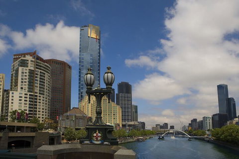 Quay West Suites Melbourne - Accommodation NT 2