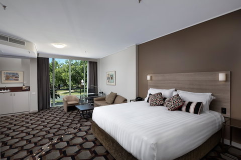 Rydges Canberra - Accommodation NT 4