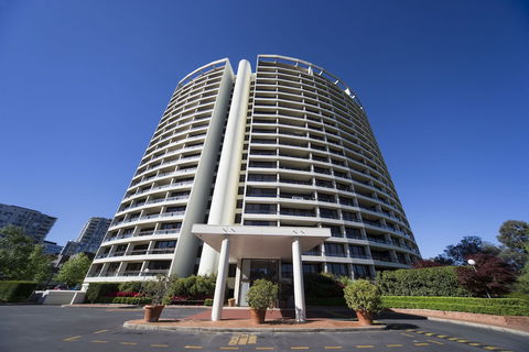 BreakFree Capital Tower - NT Tourism 3