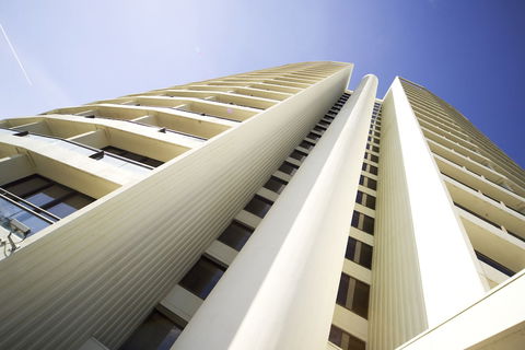 BreakFree Capital Tower - NT Tourism 1