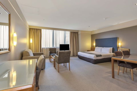 Stamford Plaza Adelaide - Accommodation NT 6