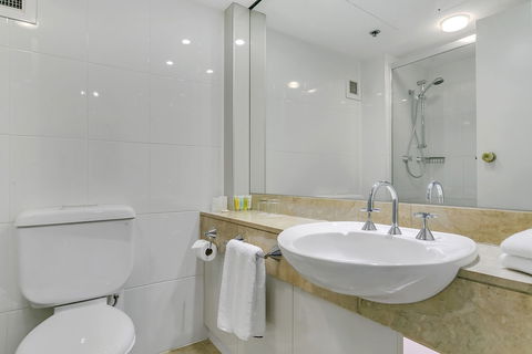 Stamford Plaza Adelaide - Accommodation NT 5