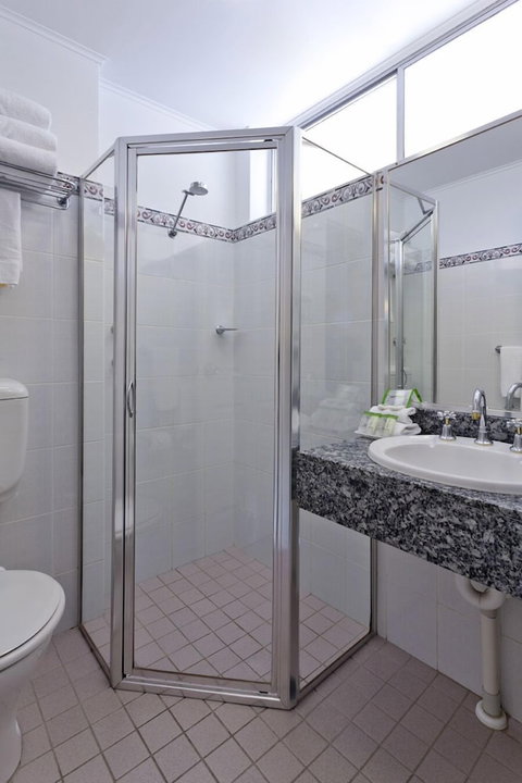 Alpine Motor Inn - Accommodation NT 5