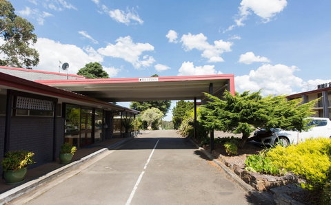 Alpine Motor Inn - Accommodation NT 1