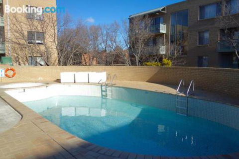 Kingston Terrace Apartments - NT Tourism 5
