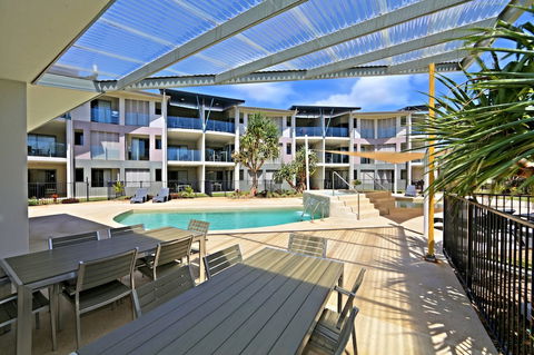Pavillions On 1770 - Accommodation NT 6