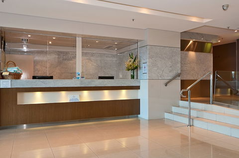Grand Apartments - Accommodation NT 5