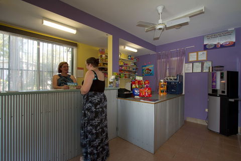 Twin Dolphins Holiday Park - Accommodation NT 0