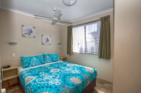 Twin Dolphins Holiday Park - Accommodation NT 2