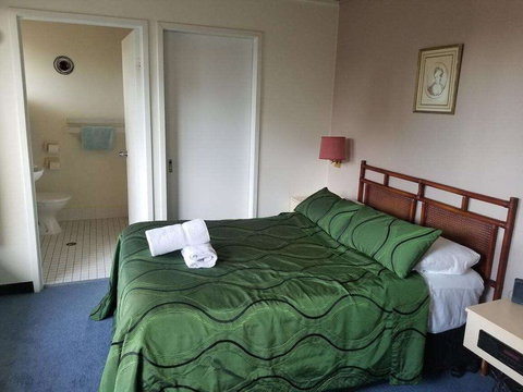 Raceways Motel - Accommodation NT 5