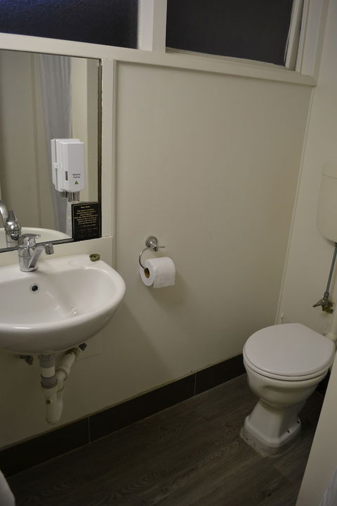 Corio Bay Motel - NT Tourism 5