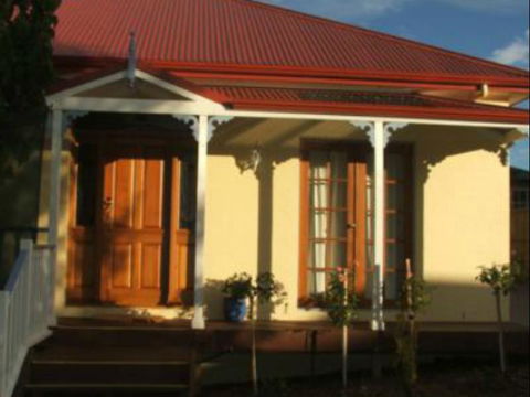 Quayside Cottages - Accommodation NT 5
