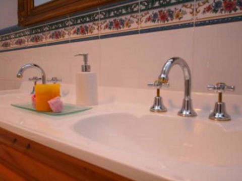 Quayside Cottages - Accommodation NT 2