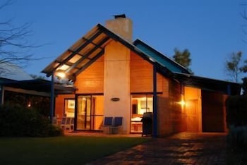 Dunsborough Beach Cottages - Accommodation NT 6