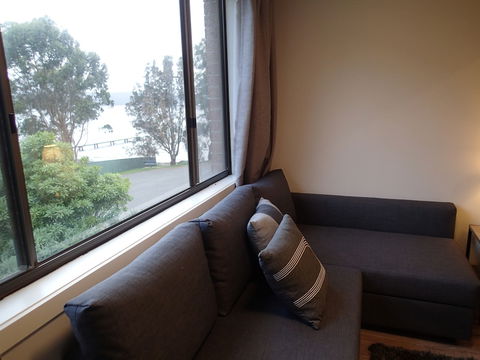Dungowan Waterfront Apartments - NT Tourism 3