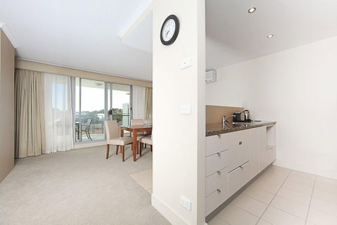 Accommodate Canberra - The Avenue - Accommodation NT 4