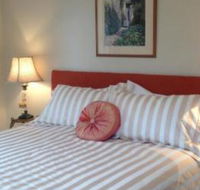 Every Man  His Dog Vineyard - Accommodation NT