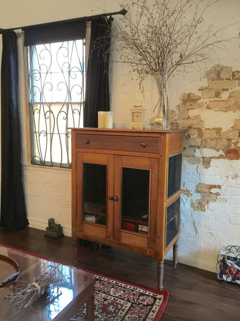 Chiltern Cottage & Indigo Suite - Accommodation NT 4