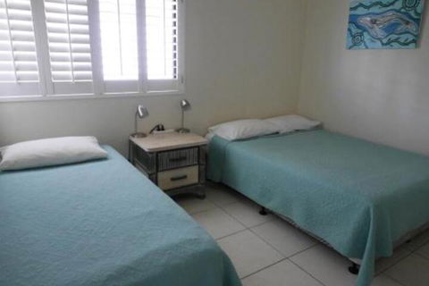 Cylinder Beach Mooloomba Unit 3 - Accommodation NT 6