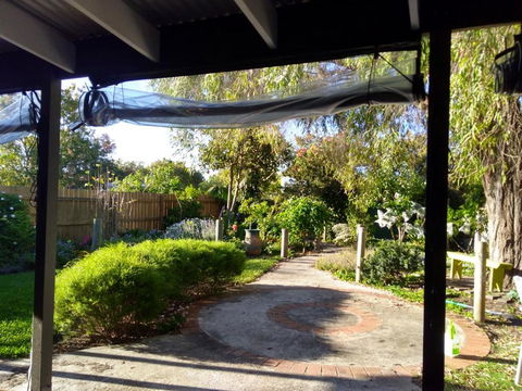 Friends Holiday House - NT Tourism 6