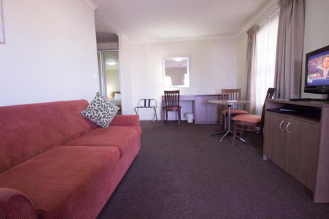 Old Willyama Motor Inn - Accommodation NT 1