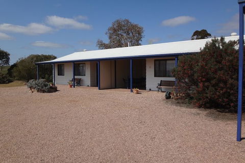 Windana Cottages - NT Tourism 1