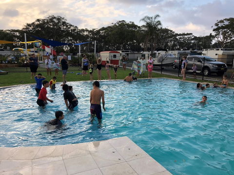 Shelly Beach Holiday Park - NT Tourism 5