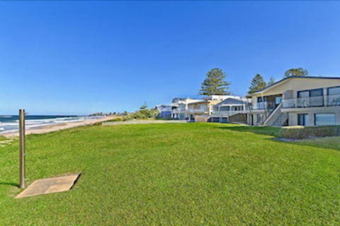 Beachfront Luxury - NT Tourism 0