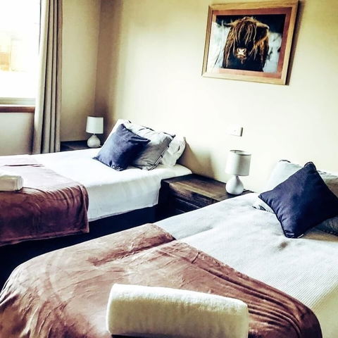 Daysend Cottages - Accommodation NT 6