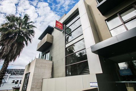 Comfy Kew Apartments - Accommodation NT 3